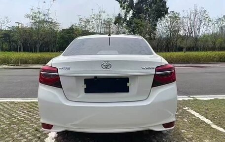 Toyota Vios III, 2022 год, 1 120 000 рублей, 5 фотография