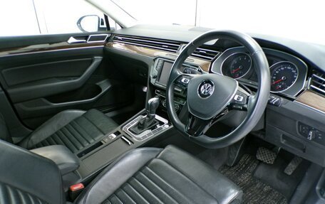 Volkswagen Passat B8 рестайлинг, 2015 год, 1 699 500 рублей, 4 фотография