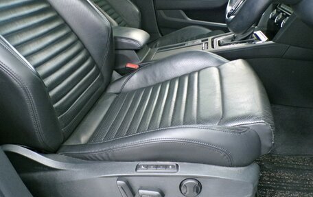 Volkswagen Passat B8 рестайлинг, 2015 год, 1 699 500 рублей, 11 фотография