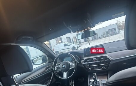 BMW 5 серия, 2017 год, 4 550 000 рублей, 14 фотография