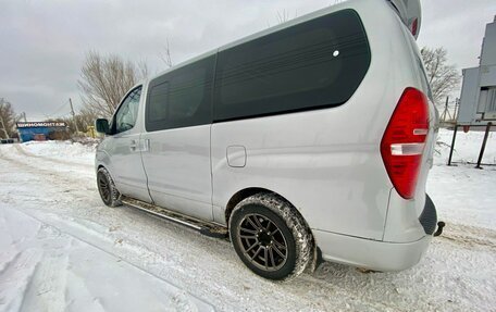 Hyundai Grand Starex Grand Starex I рестайлинг 2, 2007 год, 1 050 000 рублей, 4 фотография