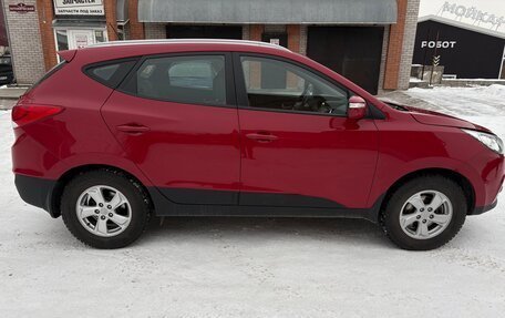 Hyundai ix35 I рестайлинг, 2013 год, 1 650 000 рублей, 10 фотография