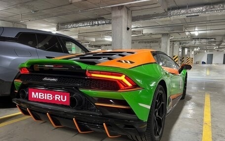 Lamborghini Huracán, 2020 год, 29 900 000 рублей, 7 фотография