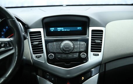 Chevrolet Cruze II, 2011 год, 690 000 рублей, 13 фотография