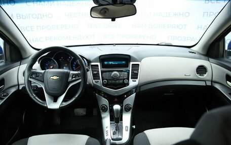 Chevrolet Cruze II, 2011 год, 690 000 рублей, 9 фотография