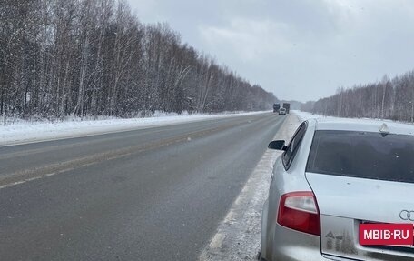Audi A4, 2001 год, 350 000 рублей, 4 фотография