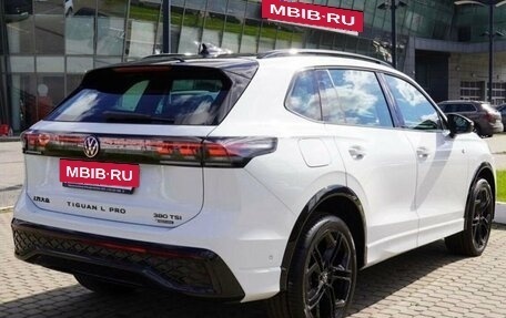 Volkswagen Tiguan, 2025 год, 4 900 000 рублей, 3 фотография