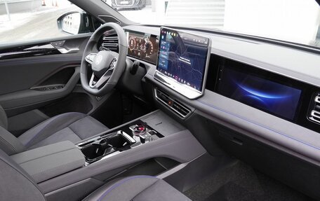 Volkswagen Tiguan, 2025 год, 4 900 000 рублей, 14 фотография