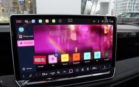 Volkswagen Tiguan, 2025 год, 4 900 000 рублей, 23 фотография