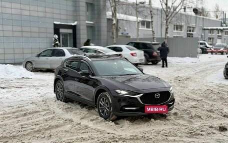 Mazda CX-4, 2023 год, 2 600 000 рублей, 3 фотография