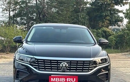 Volkswagen Passat B8 рестайлинг, 2021 год, 1 640 000 рублей, 3 фотография