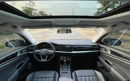 Volkswagen Passat B8 рестайлинг, 2021 год, 1 640 000 рублей, 6 фотография