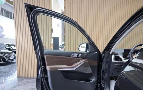 BMW X7, 2025 год, 13 000 000 рублей, 15 фотография