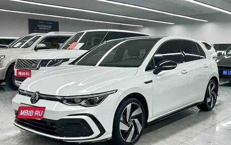Volkswagen Golf VIII, 2021 год, 1 311 000 рублей, 1 фотография