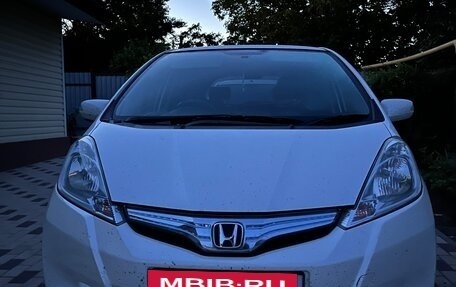 Honda Fit III, 2011 год, 850 000 рублей, 4 фотография