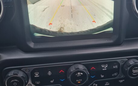 Jeep Wrangler, 2021 год, 5 700 000 рублей, 10 фотография