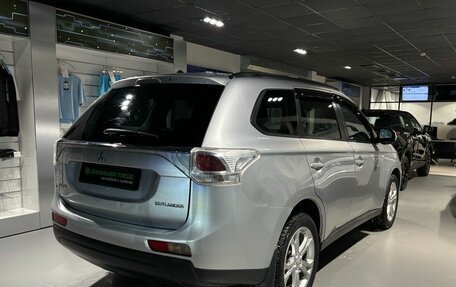 Mitsubishi Outlander III рестайлинг 3, 2013 год, 1 350 000 рублей, 4 фотография