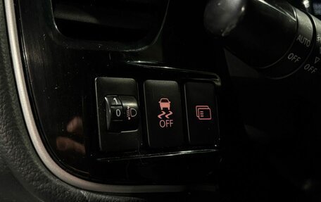 Mitsubishi Outlander III рестайлинг 3, 2013 год, 1 350 000 рублей, 19 фотография