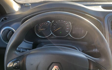 Renault Sandero II рестайлинг, 2015 год, 1 000 000 рублей, 14 фотография