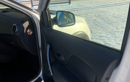 Renault Sandero II рестайлинг, 2015 год, 1 000 000 рублей, 20 фотография