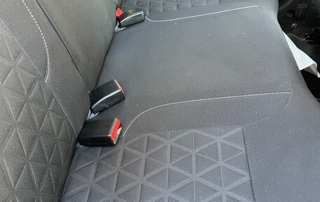 Renault Sandero II рестайлинг, 2015 год, 1 000 000 рублей, 28 фотография