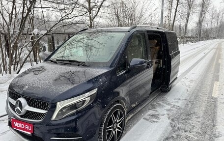 Mercedes-Benz V-Класс, 2019 год, 6 000 000 рублей, 5 фотография