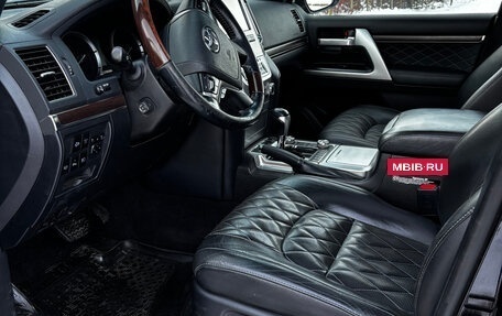 Toyota Land Cruiser 200, 2017 год, 5 950 000 рублей, 11 фотография