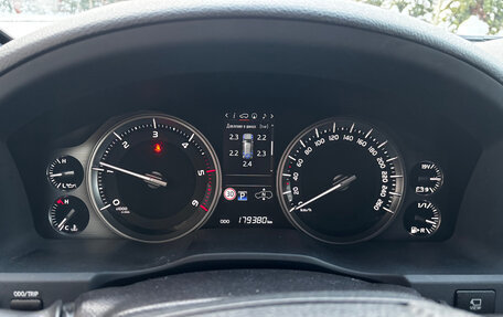 Toyota Land Cruiser 200, 2017 год, 5 950 000 рублей, 19 фотография