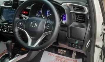 Honda Fit III, 2013 год, 1 360 000 рублей, 8 фотография