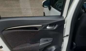 Honda Fit III, 2013 год, 1 360 000 рублей, 12 фотография