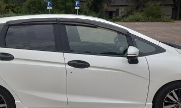 Honda Fit III, 2013 год, 1 360 000 рублей, 17 фотография