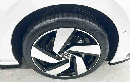 Volkswagen Golf VIII, 2021 год, 1 311 000 рублей, 20 фотография