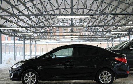 Hyundai Solaris II рестайлинг, 2011 год, 730 000 рублей, 2 фотография