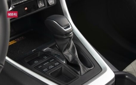 Toyota RAV4, 2025 год, 4 450 000 рублей, 10 фотография