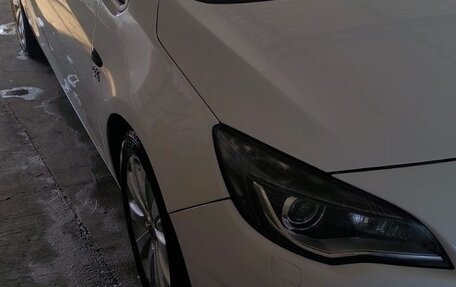 Opel Astra J, 2014 год, 700 000 рублей, 2 фотография