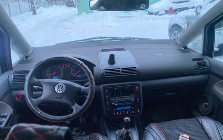 Volkswagen Sharan I рестайлинг, 2001 год, 315 000 рублей, 5 фотография