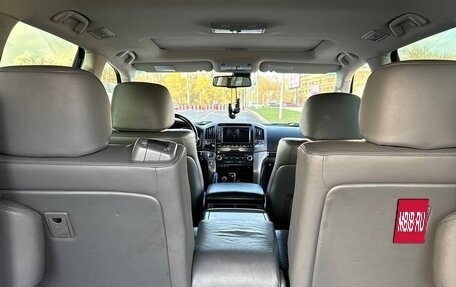 Toyota Land Cruiser 200, 2009 год, 3 000 000 рублей, 8 фотография