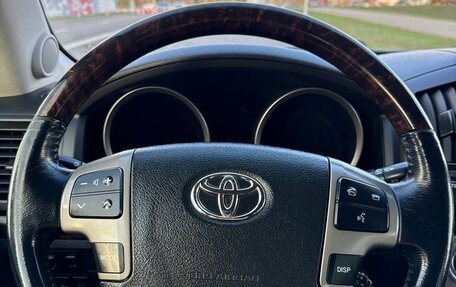 Toyota Land Cruiser 200, 2009 год, 3 000 000 рублей, 10 фотография