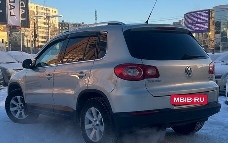 Volkswagen Tiguan I, 2011 год, 1 020 000 рублей, 4 фотография