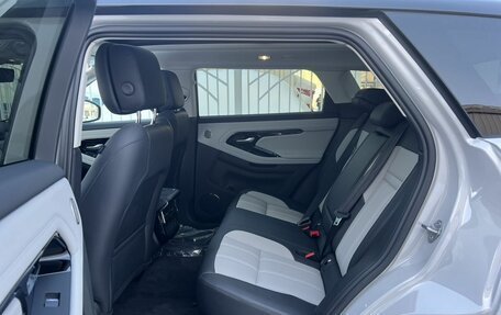 Land Rover Range Rover Evoque II, 2025 год, 6 250 000 рублей, 16 фотография