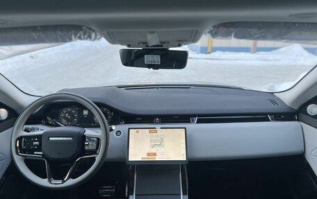 Land Rover Range Rover Evoque II, 2025 год, 6 250 000 рублей, 24 фотография