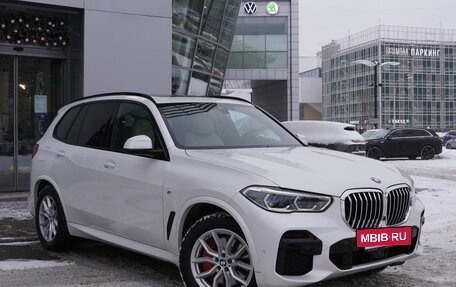 BMW X5, 2021 год, 8 700 000 рублей, 3 фотография