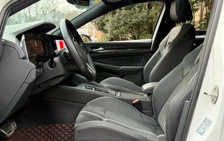 Volkswagen Golf VIII, 2021 год, 1 305 000 рублей, 6 фотография