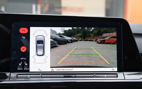 Volkswagen Golf VIII, 2023 год, 1 310 560 рублей, 18 фотография