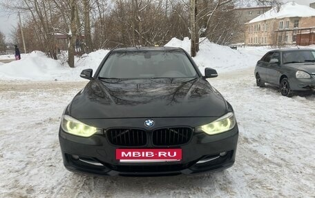 BMW 3 серия, 2013 год, 1 950 000 рублей, 2 фотография