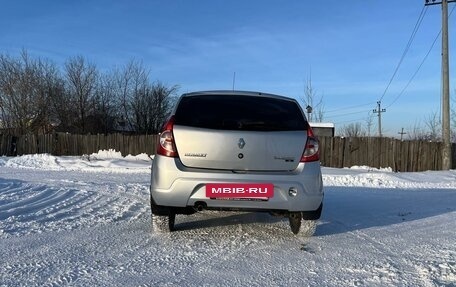 Renault Sandero I, 2012 год, 420 000 рублей, 2 фотография