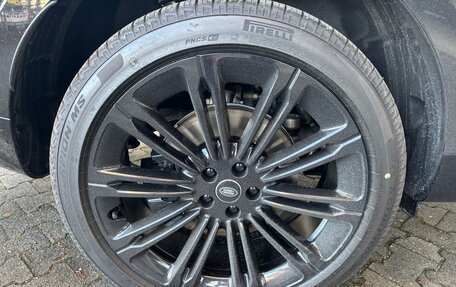 Land Rover Range Rover IV рестайлинг, 2025 год, 24 500 000 рублей, 6 фотография