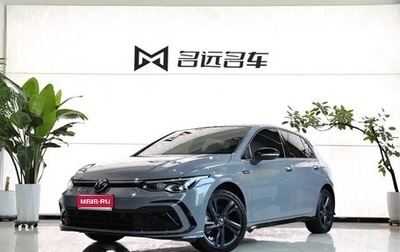 Volkswagen Golf VIII, 2021 год, 1 309 857 рублей, 1 фотография