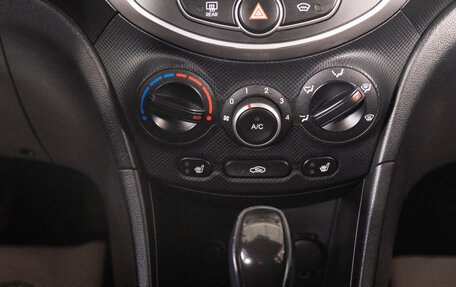 Hyundai Solaris II рестайлинг, 2015 год, 1 099 000 рублей, 16 фотография