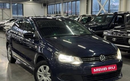 Volkswagen Polo VI (EU Market), 2012 год, 850 000 рублей, 3 фотография